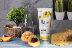 Derma Shine  Apricot Whitening Scrub, For All Skin Types, 200g